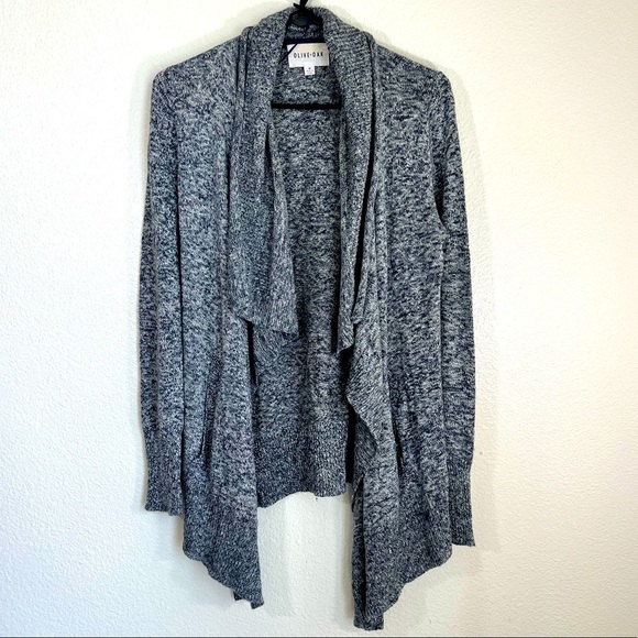 Olive + Oak Cardigan - Picture 1 of 9